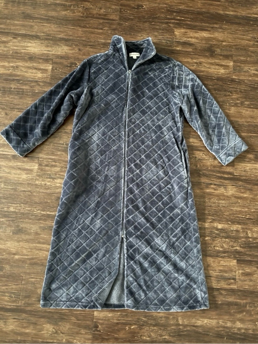 Miss Elaine Gray Long sleeve Quilted Soft Fleece Robe Full Front Zipper Size L